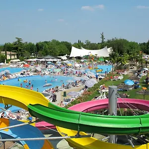 camping-bella-italia-270s.hotelinveneto.com/